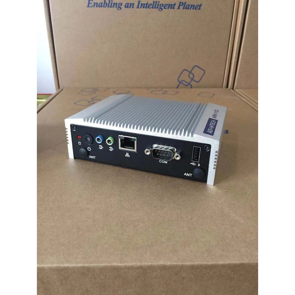 Máy Tính Công Nghiệp Advantech ARK-1123H-U0A3 4 Lõi Nhúng Máy Tính Cạnh J1900